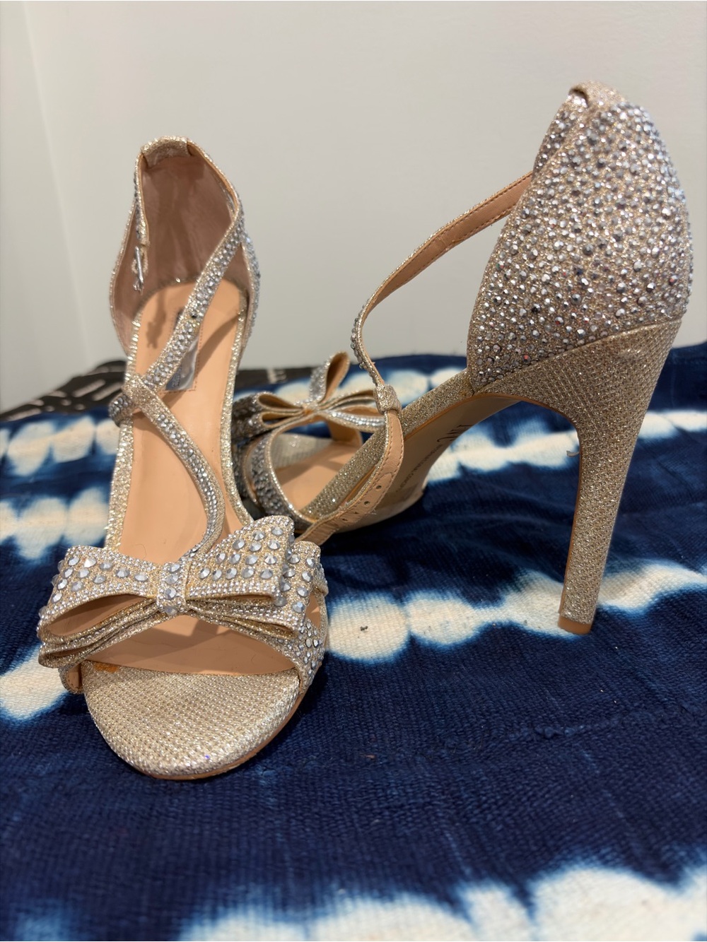 INC Women's Silver T-strap Glitter High Heel Sandals